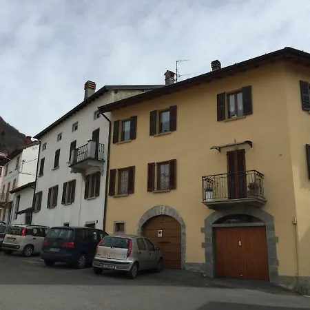 Semesterbostad Gaddi House